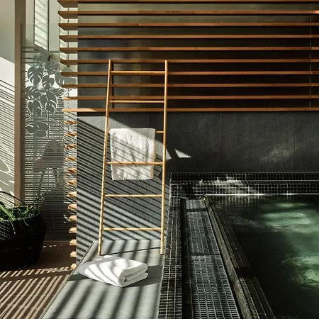 Hotell Roomers Frankfurt, Autograph Collection