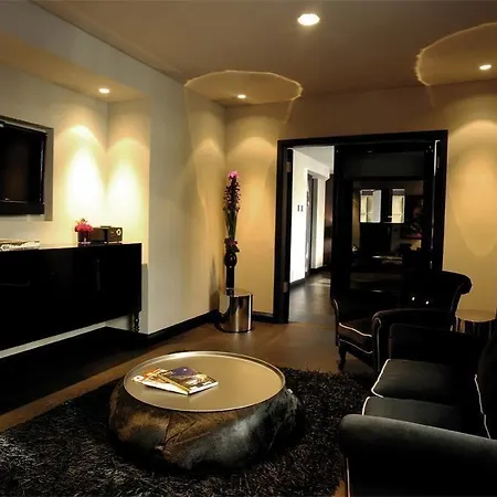 Roomers Frankfurt Central, Autograph Collection Frankfurt am Main