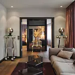 Roomers Frankfurt Central, Autograph Collection Ξενοδοχείο