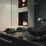 Ξενοδοχείο Roomers Frankfurt Central, Autograph Collection 5*