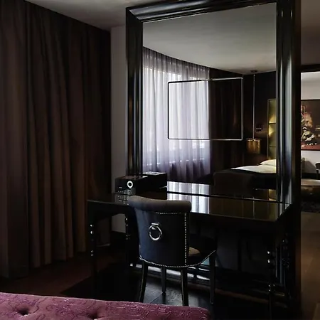 Roomers, Frankfurt, A Member Of Design Hotel 5*