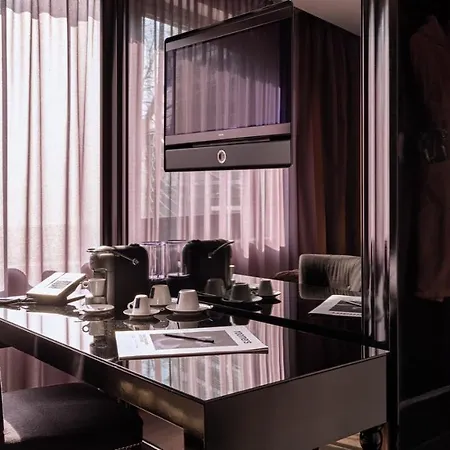 Roomers, Frankfurt, A Member Of Design 5* Frankfurt am Main