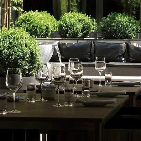 Hotel Roomers, Frankfurt, A Member Of Design 5*
