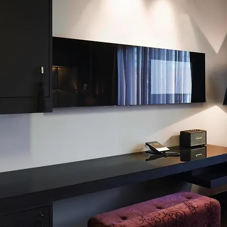 Roomers Frankfurt Central, Autograph Collection Frankfurt am Main
