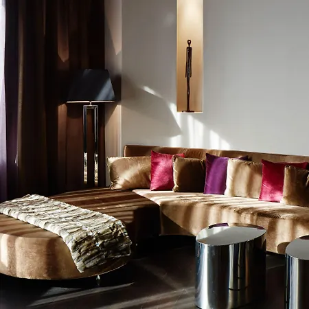 Roomers Frankfurt Central, Autograph Collection 5* Francfort-sur-le-Main