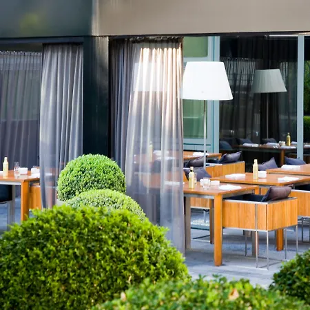 酒店 Roomers Frankfurt Central, Autograph Collection 美因河畔法兰克福