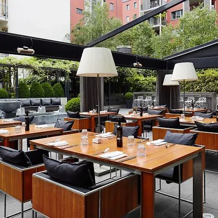 Ξενοδοχείο Roomers Frankfurt Central, Autograph Collection