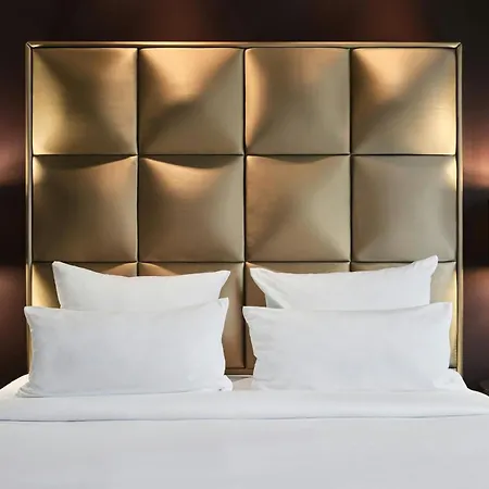 Ξενοδοχείο Roomers Frankfurt Central, Autograph Collection