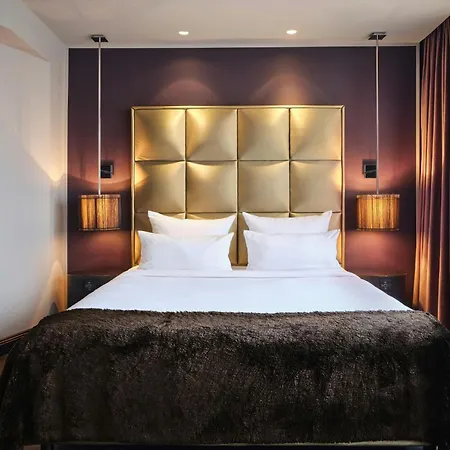 Roomers Frankfurt Central, Autograph Collection Ξενοδοχείο 5*