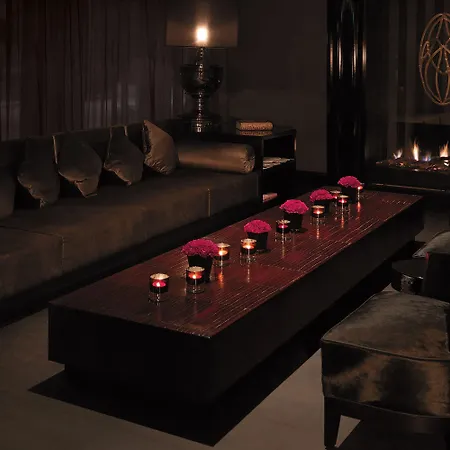 Roomers Frankfurt Central, Autograph Collection Hotel