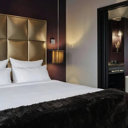 Roomers Frankfurt Central, Autograph Collection Frankfurt am Main