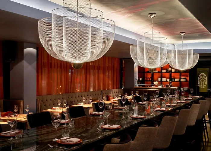 酒店 Roomers Frankfurt Central, Autograph Collection