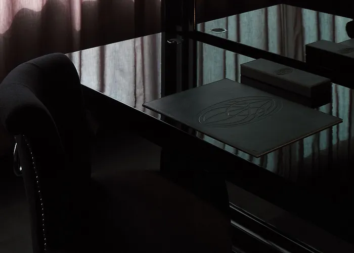 Roomers Frankfurt Central, Autograph Collection 酒店