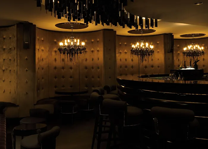 Roomers Frankfurt Central, Autograph Collection 美因河畔法兰克福