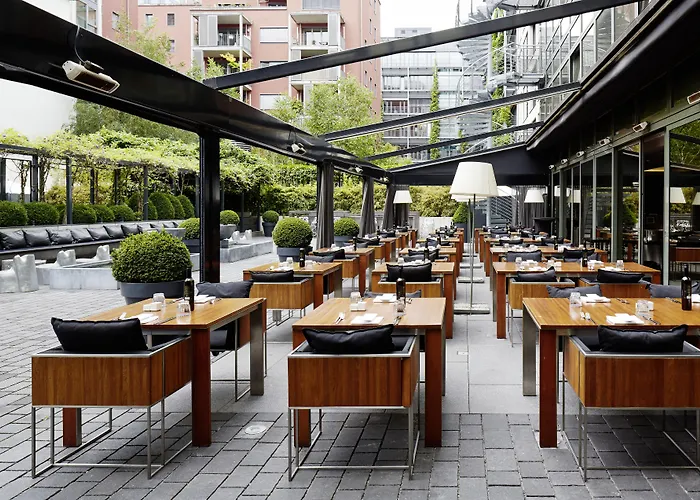 Hotel Roomers Frankfurt Central, Autograph Collection Francoforte sul Meno