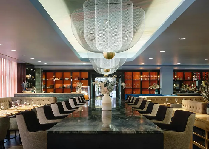 Roomers Frankfurt Central, Autograph Collection Hotel