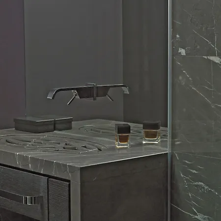 ホテル Roomers Frankfurt Central, Autograph Collection フランクフルト