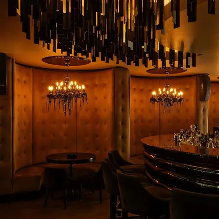 Roomers Frankfurt Central, Autograph Collection 5* פרנקפורט