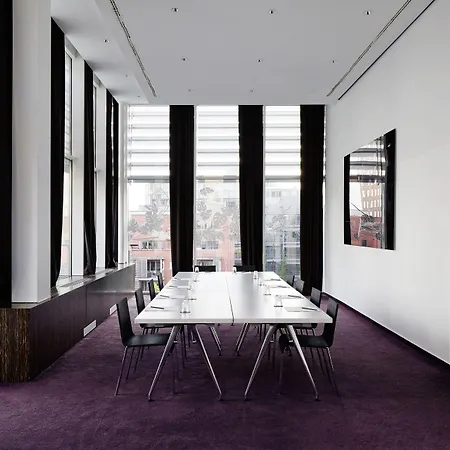 Hotel Roomers Frankfurt Central, Autograph Collection Francfort-sur-le-Main