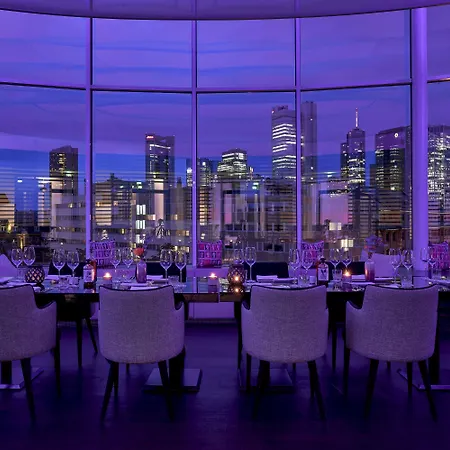 Roomers Frankfurt Central, Autograph Collection