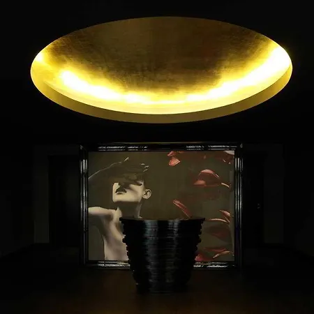 Roomers Frankfurt Central, Autograph Collection מלון פרנקפורט
